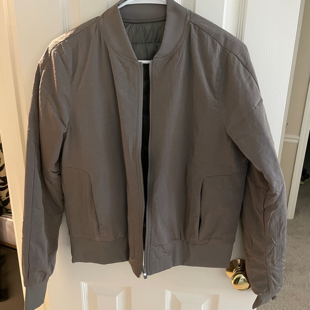 Lululemon Non-Stop Bomber in Rover Size 8